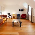 Le Clos Des Belvals Bed & Breakfast