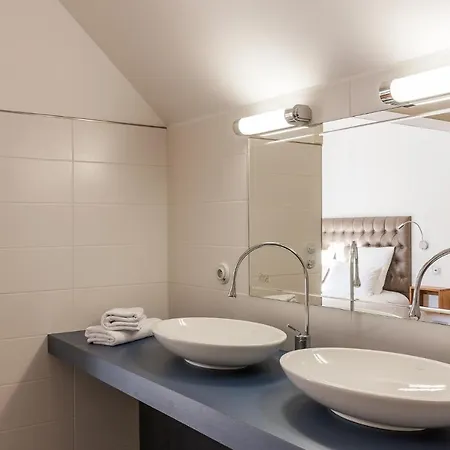 Le Clos Des Belvals Bed & Breakfast 3*
