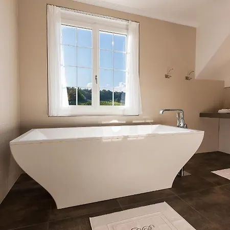 Le Clos Des Belvals Bed & Breakfast