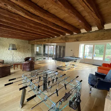 Le Clos Des Belvals Bed & Breakfast 3*