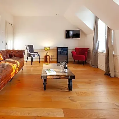Le Clos Des Belvals Bed & Breakfast 3*