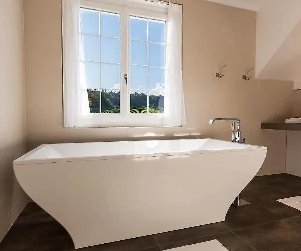 Le Clos Des Belvals Bed & Breakfast