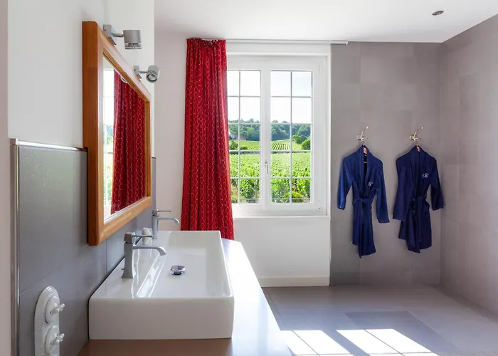 Le Clos Des Belvals Bed & Breakfast